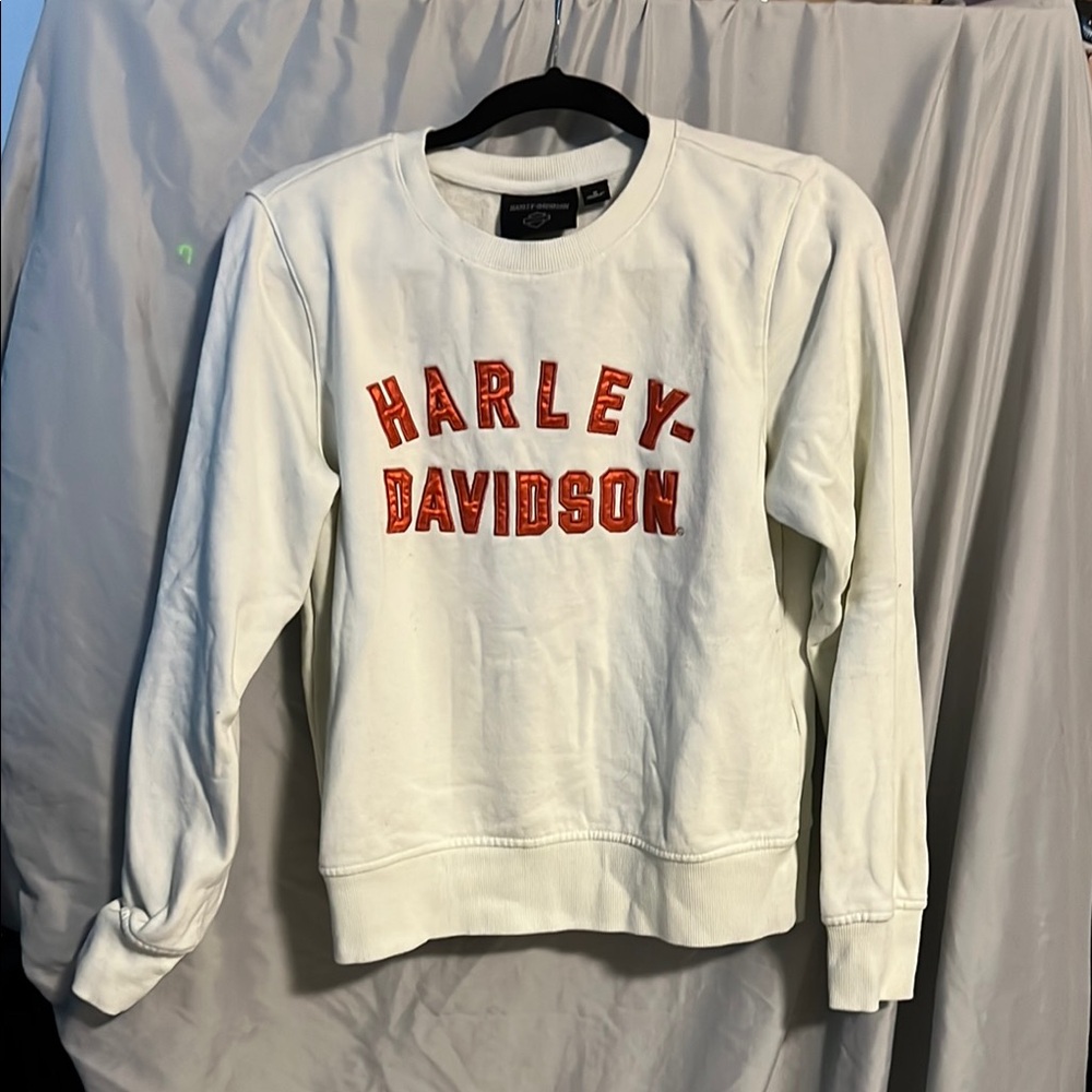 Harley-Davidson Cream Sweatshirt with Orange Lettering